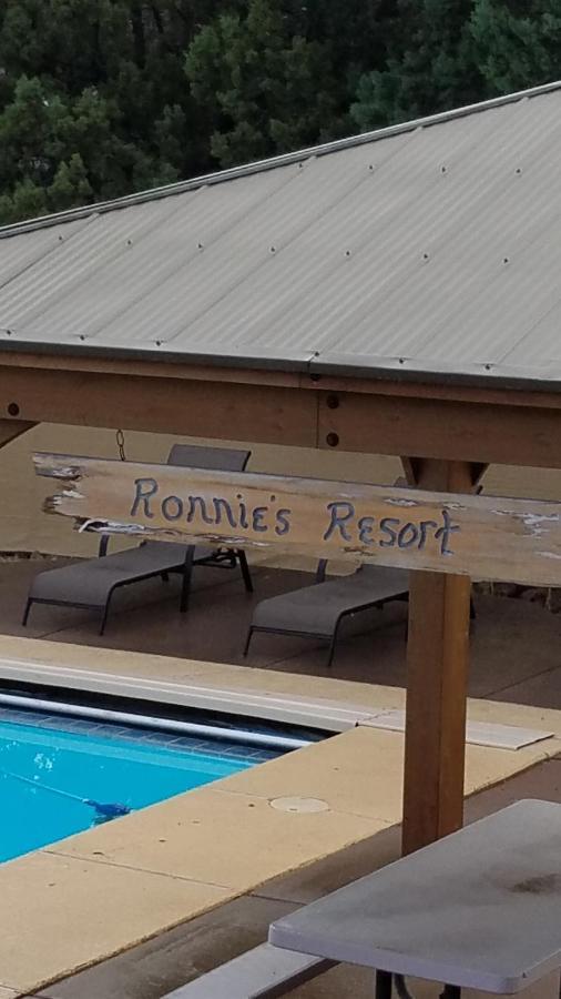 بايسون Ronnie'S Resort المظهر الخارجي الصورة